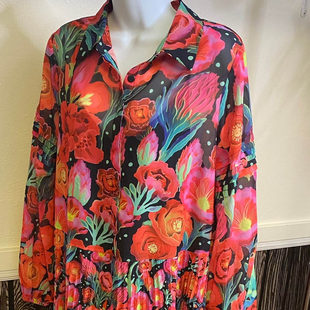 FARM Rio Floral Long Sleeve Maxi Dress in Black, Red, Pink, Green - Picture 2 of 7